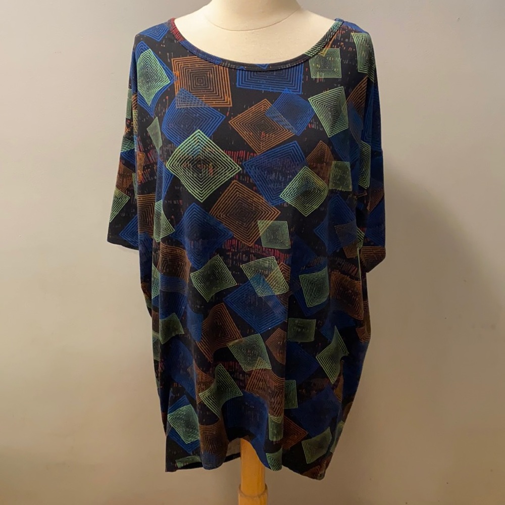 🔥 2/$25 LLR Irma tunic top